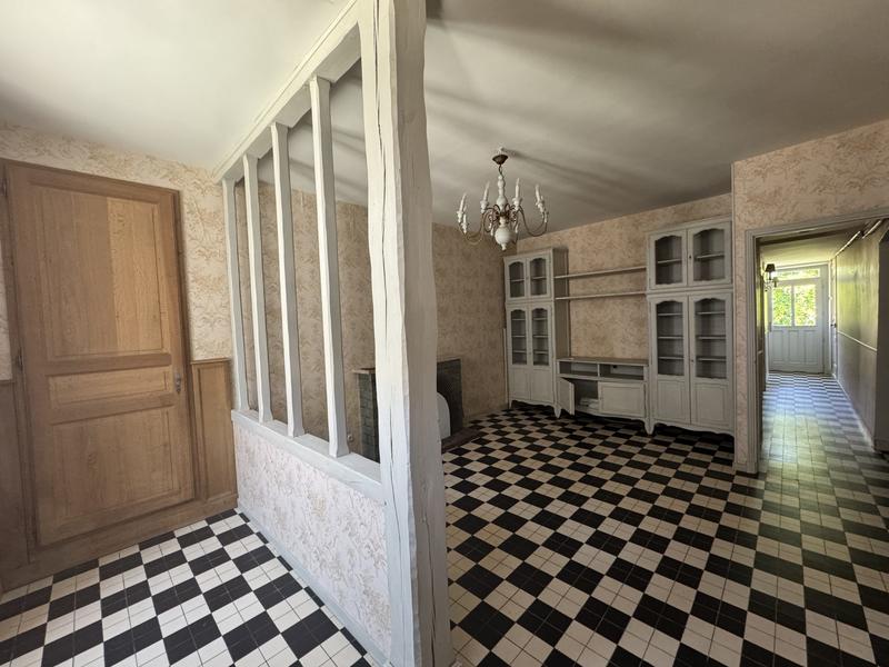 Maison - 197 m² - 8 pièces