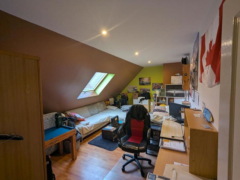 Maison - 145 m² - 6 pièces