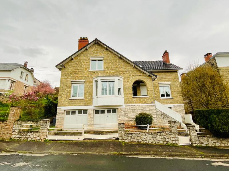 Maison - 178 m² - 7 pièces