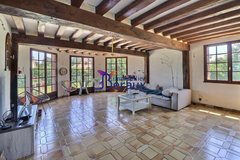 Maison - 208 m² - 7 pièces