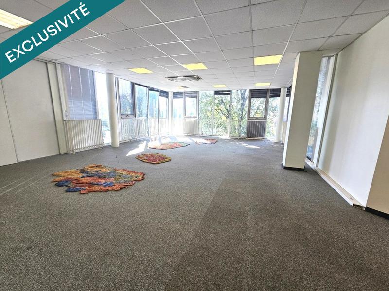Bureau - 226 m² - 6 pièces