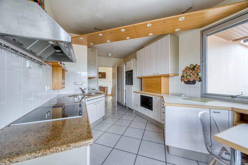 Appartement - 135 m² - 3 pièces