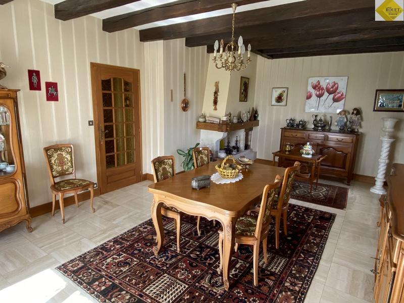 Maison - 259 m² - 8 pièces