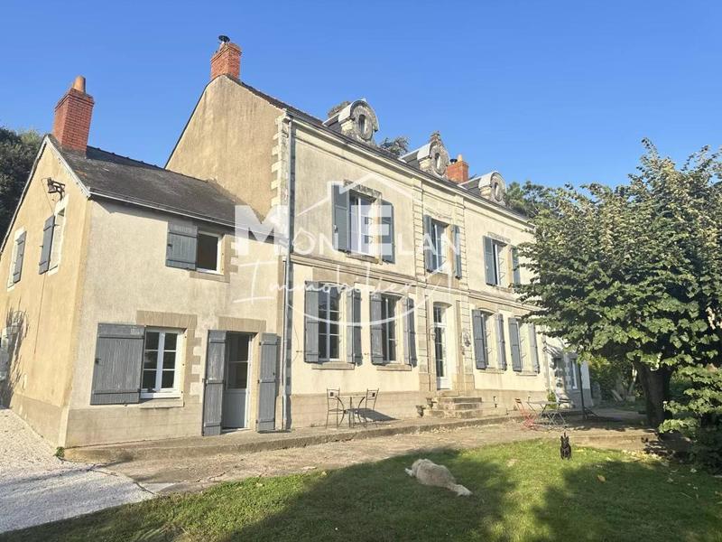 Maison de maîtres - 287 m² - 8 pièces