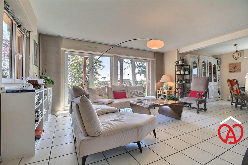 Maison - 165 m² - 6 pièces