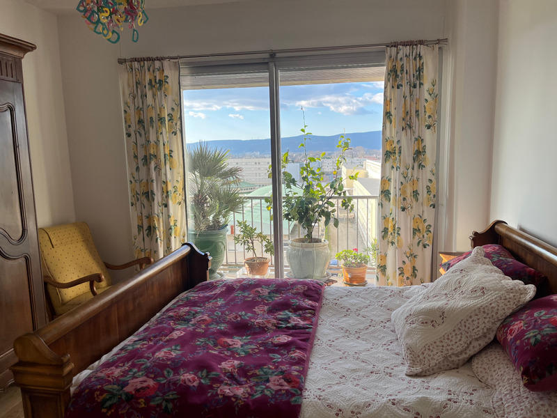 Appartement - 124 m² - 6 pièces