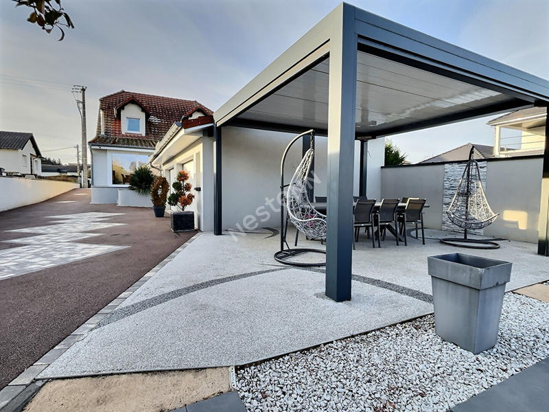 Maison - 188 m² - 6 pièces