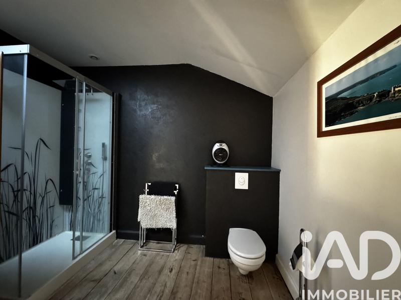 Maison de ville - 271 m² - 9 pièces