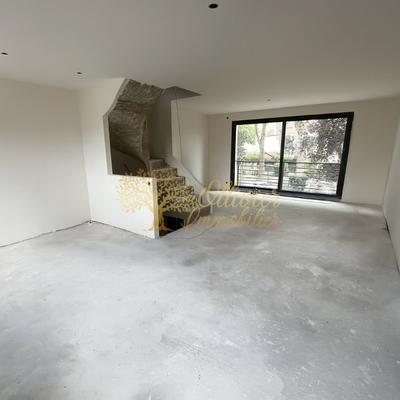 Pavillon - 120 m² - 5 pièces