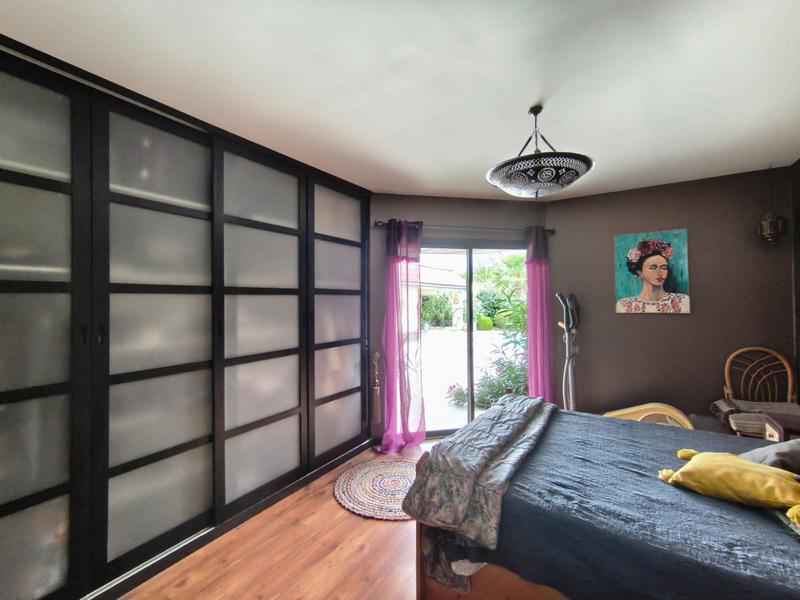 Maison - 200 m² - 6 pièces