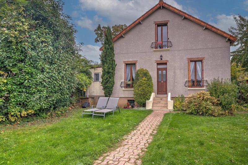 Maison - 117 m² - 6 pièces