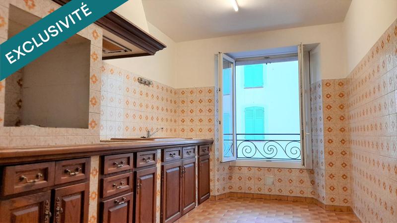 Maison - 240 m² - 7 pièces