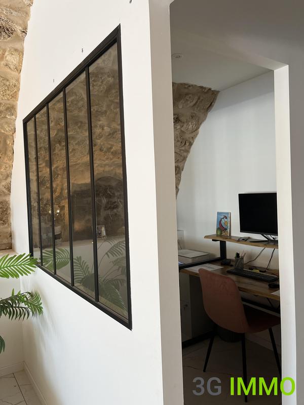 Maison - 244 m² - 9 pièces