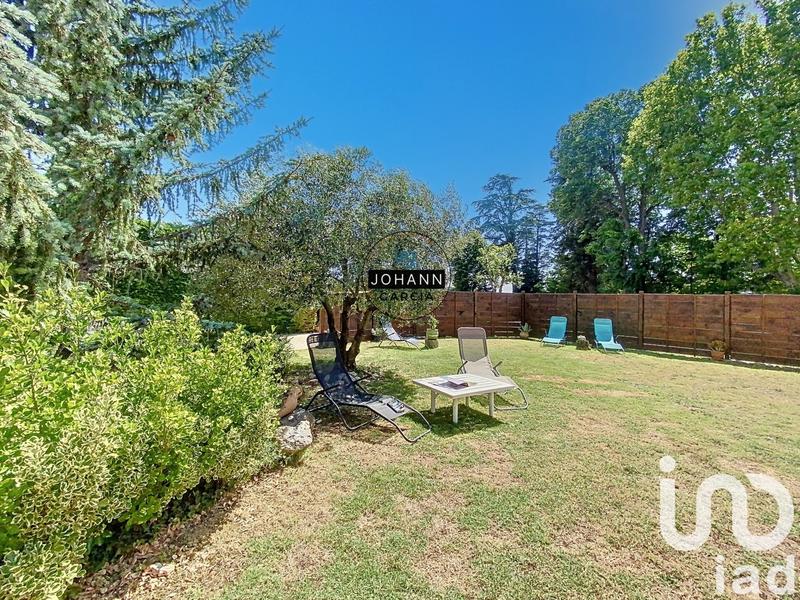 Maison - 222 m² - 9 pièces