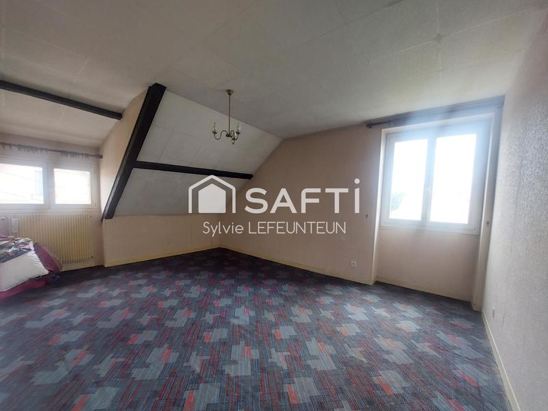 Maison - 151 m² - 8 pièces