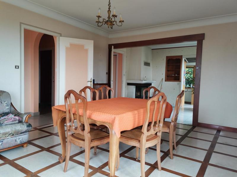 Maison - 126 m² - 6 pièces