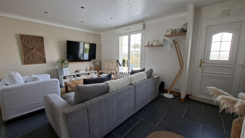 Maison traditionnelle - 90 m² - 5 pièces