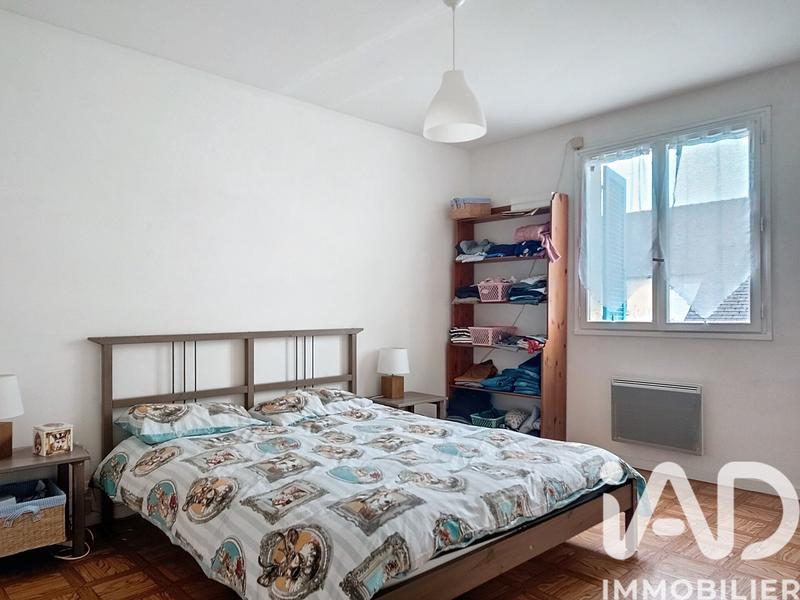 Maison - 92 m² - 5 pièces