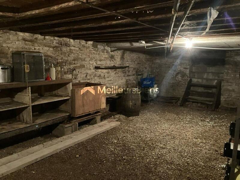Maison ancienne - 105 m² - 9 pièces