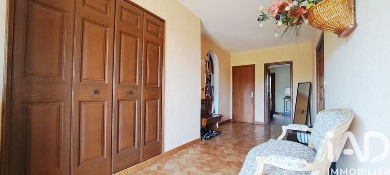 Maison - 229 m² - 7 pièces