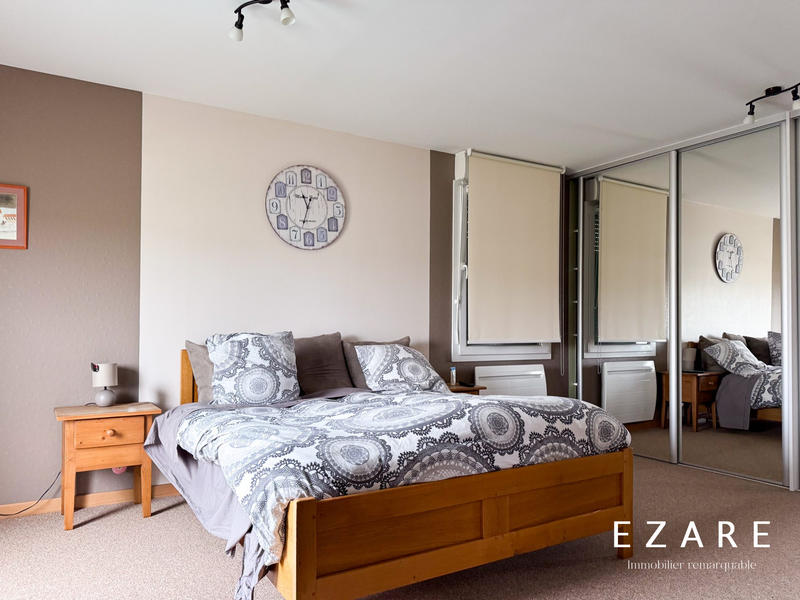 Appartement - 98 m² - 4 pièces