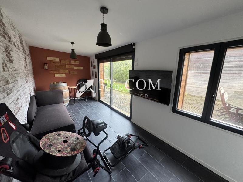 Maison - 107 m² - 7 pièces