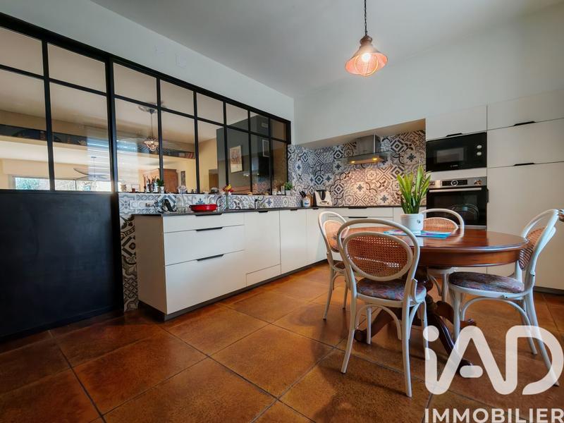 Maison - 187 m² - 7 pièces