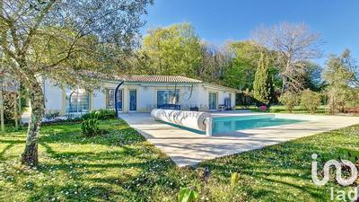 Maison - 140 m² - 6 pièces