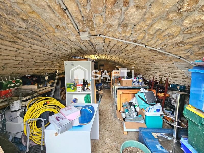 Maison - 200 m² - 7 pièces