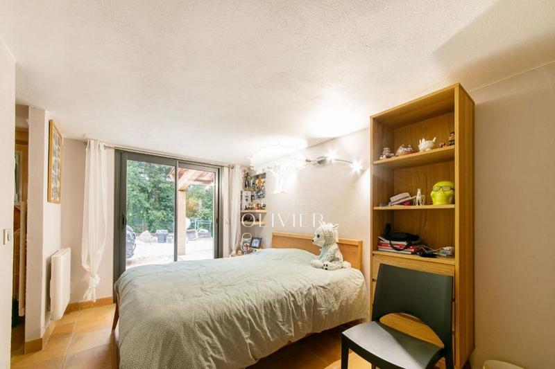 Propriété - 170 m² - 5 pièces