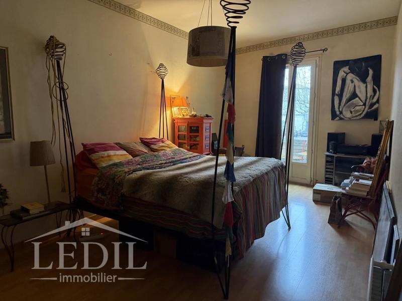 Immeuble - 400 m² - 2 pièces