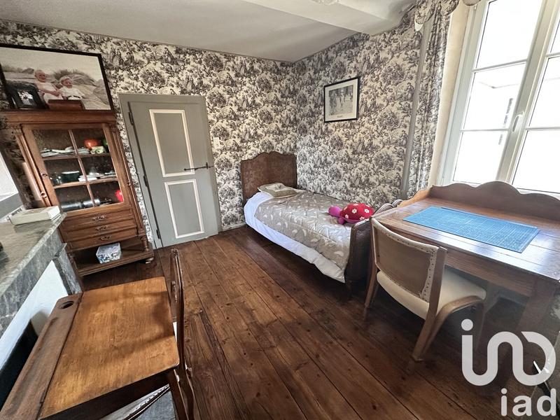 Maison - 280 m² - 8 pièces