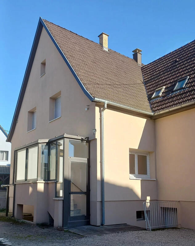 Maison - 207 m² - 7 pièces