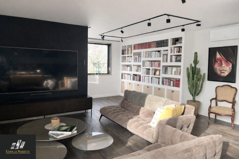 Appartement - 180 m² - 5 pièces