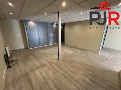 Local d'activités - 1 470 m²