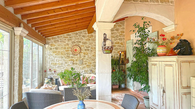 Maison - 315 m² - 9 pièces