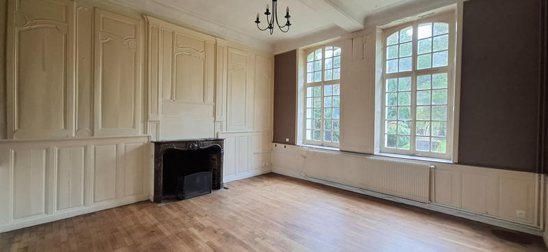 Demeure - 264 m² - 11 pièces