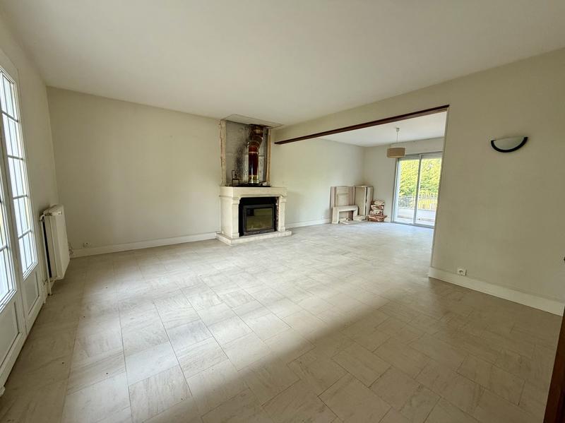 Maison - 193 m² - 6 pièces