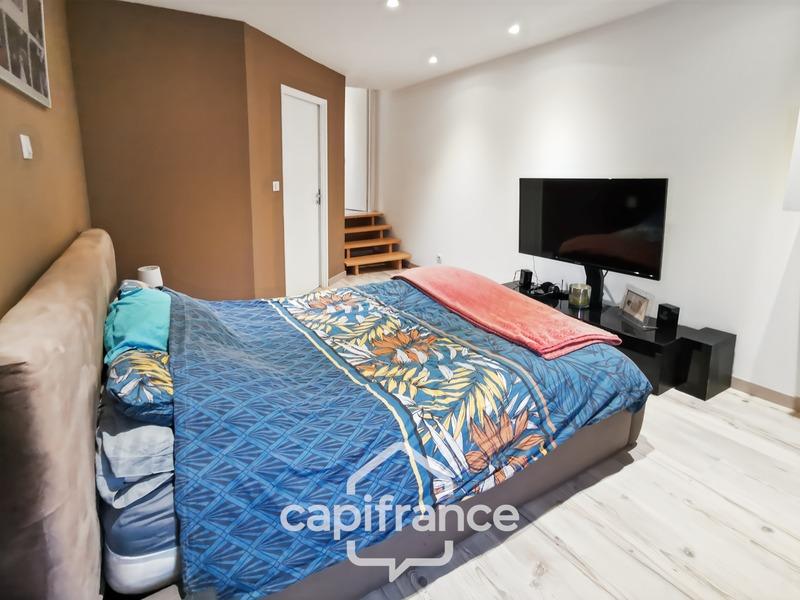 Maison de village - 201 m² - 10 pièces