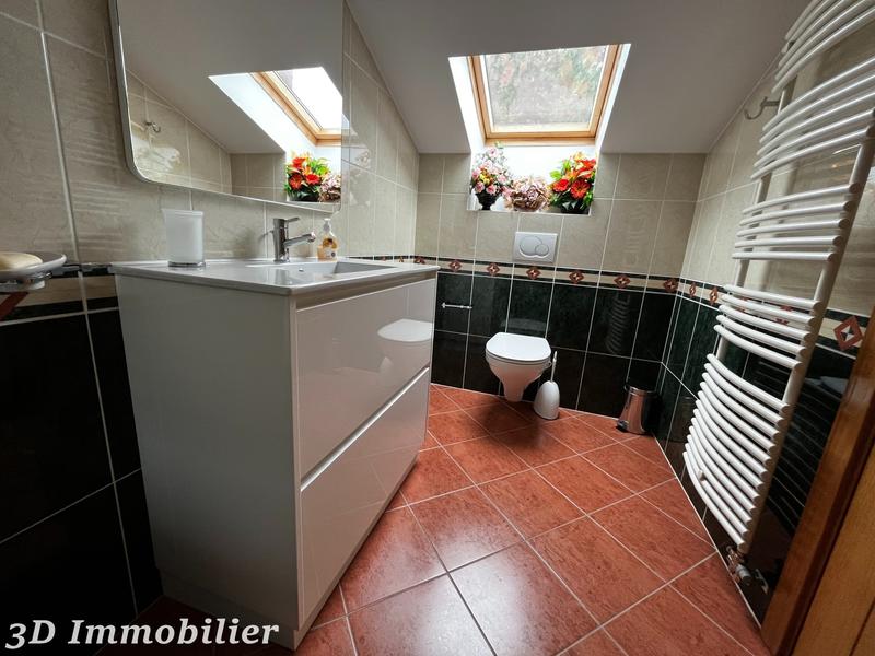 Maison - 255 m² - 7 pièces