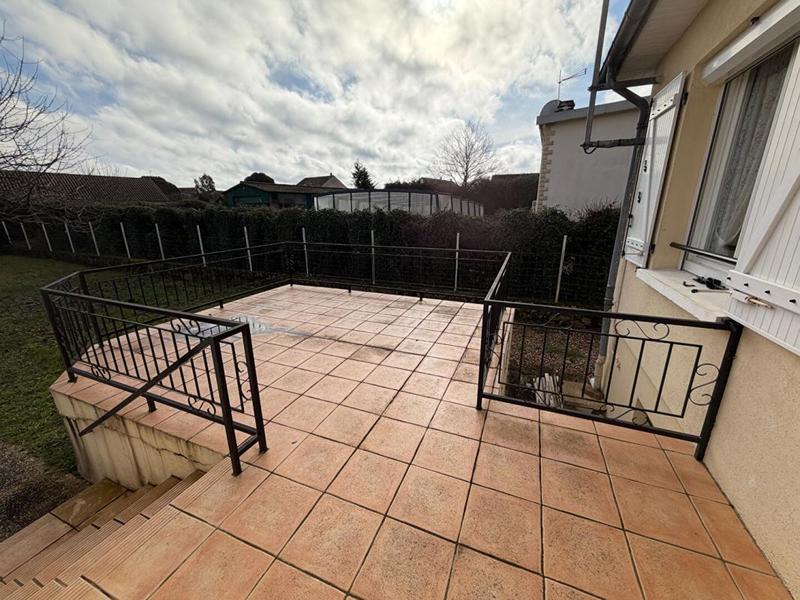 Maison - 80 m² - 5 pièces
