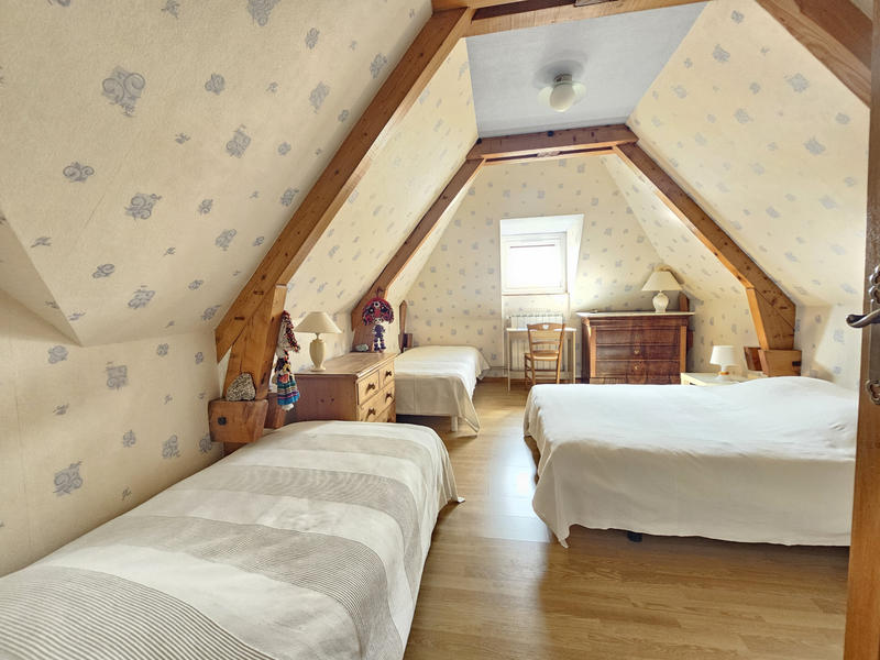 Maison - 177 m² - 6 pièces