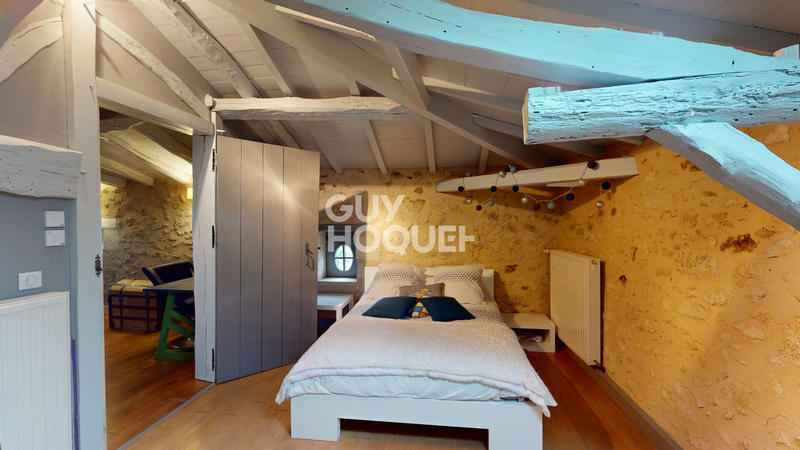 Maison - 230 m² - 5 pièces