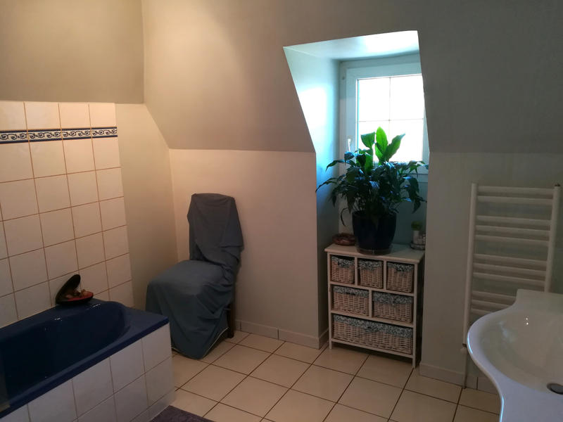 Maison - 210 m² - 6 pièces