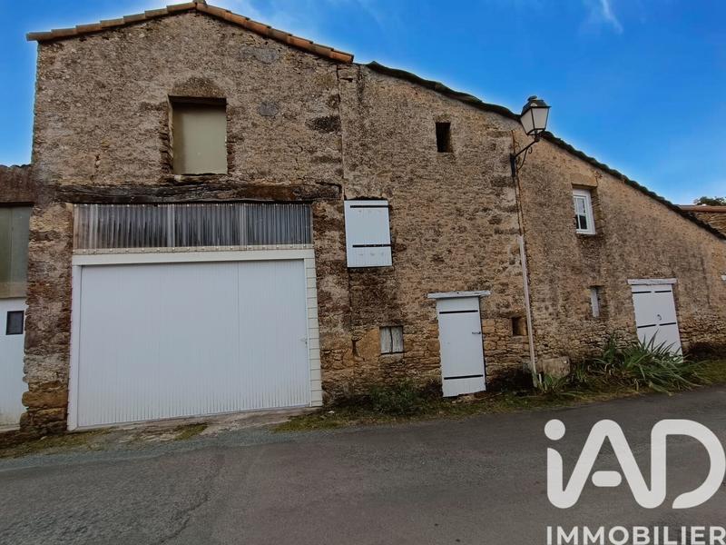 Maison de village - 220 m² - 6 pièces