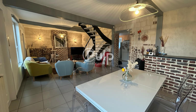 Maison - 98 m² - 4 pièces