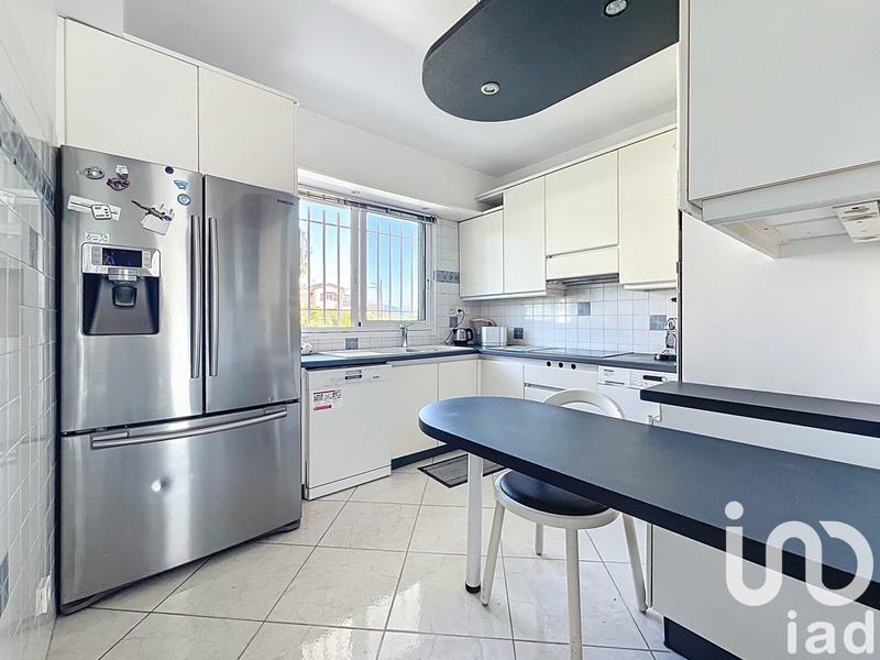 Appartement - 100 m² - 3 pièces