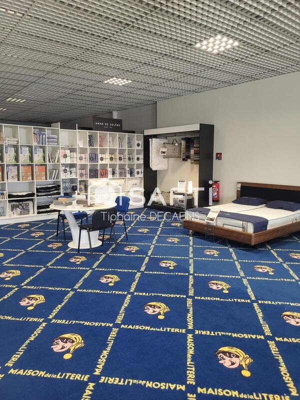 Local commercial - 500 m² - 4 pièces