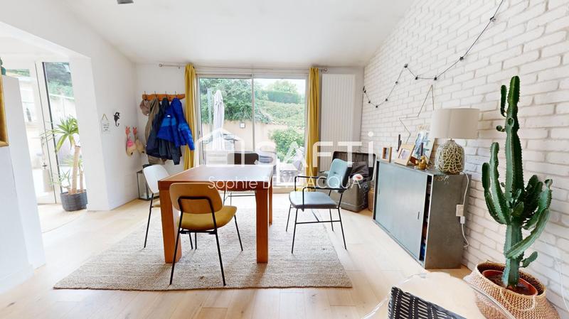 Maison - 160 m² - 6 pièces