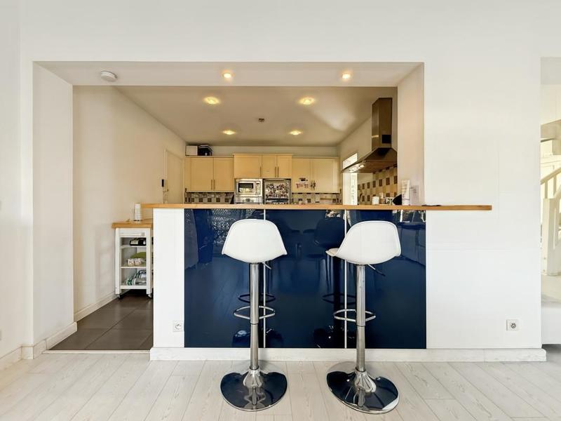 Villa - 182 m² - 7 pièces